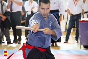 Yamanni-Ryu Bojutsu. Jose Luis compitiendo en la final de la modalidad de Bo. Foto RFEK